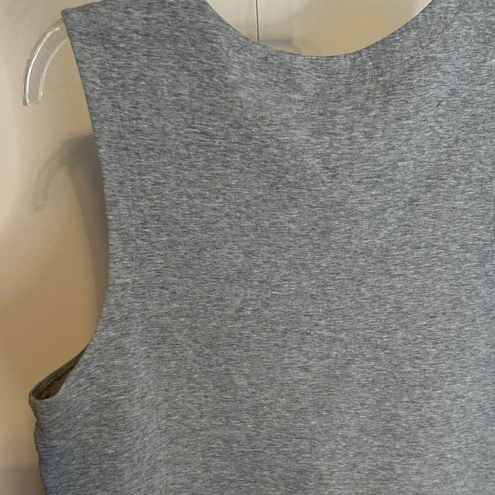Nike Women's Heather‎ Gray Muscle Tee